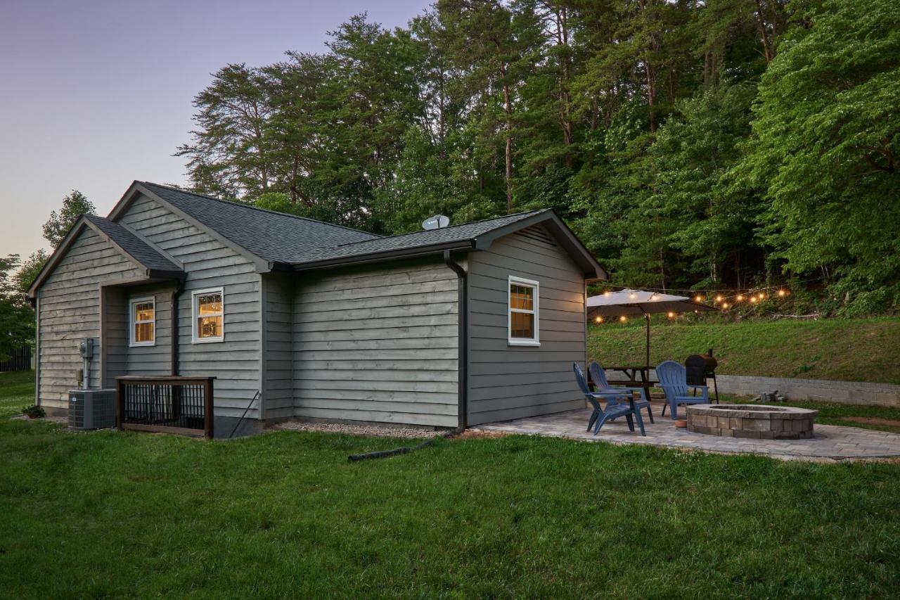 Private Peaceful House Near Lure Chimney Rock Holiday home Rutherfordton